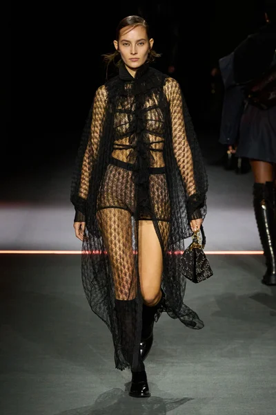 Look 51